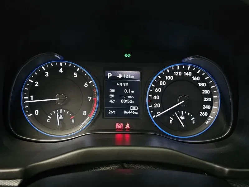 Hyundai Kona 1.6 Turbo 2Wd Premium, снимка 8 - Автомобили и джипове - 55277760