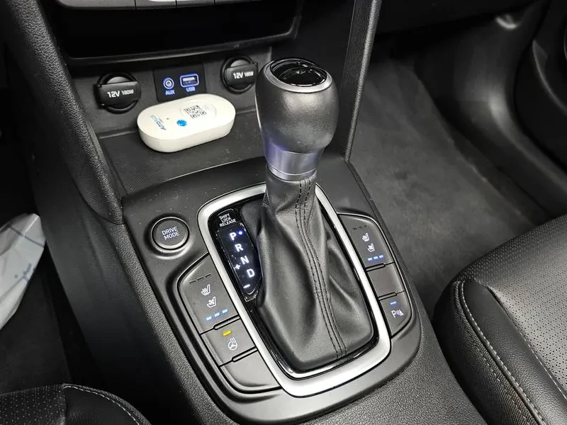 Hyundai Kona 1.6 Turbo 2Wd Premium, снимка 9 - Автомобили и джипове - 55277760