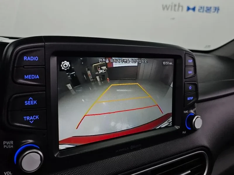 Hyundai Kona 1.6 Turbo 2Wd Premium, снимка 14 - Автомобили и джипове - 55277760