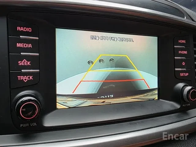 Kia Sorento 2.2 WD2, снимка 9 - Автомобили и джипове - 55681828
