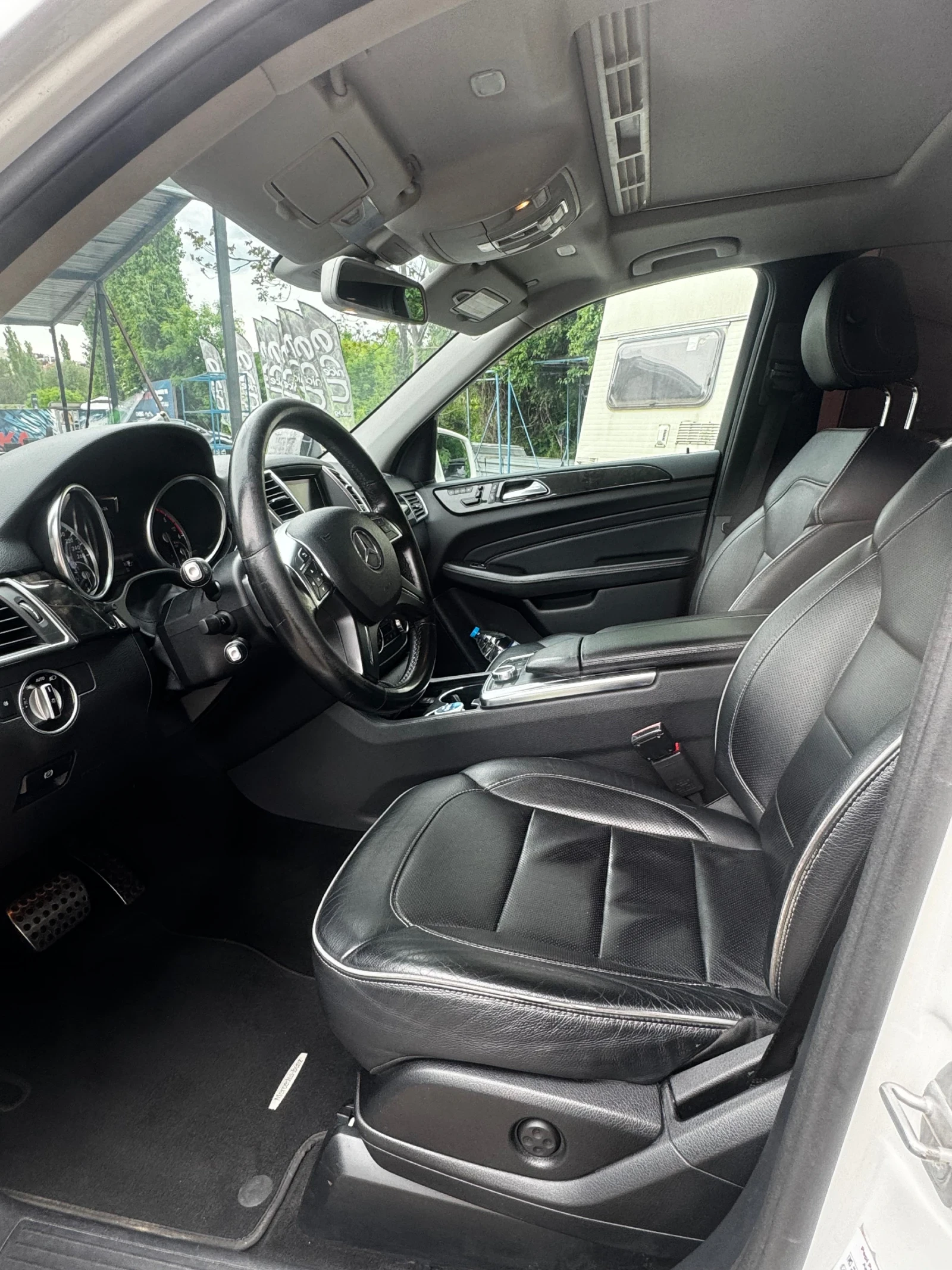 Mercedes-Benz ML 350  - изображение 8