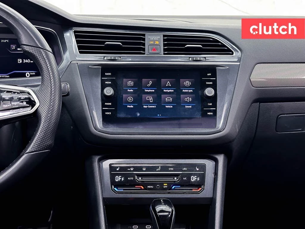 VW Tiguan R-Line Black 4Motion* Пано* Подгрев* Камери - изображение 10