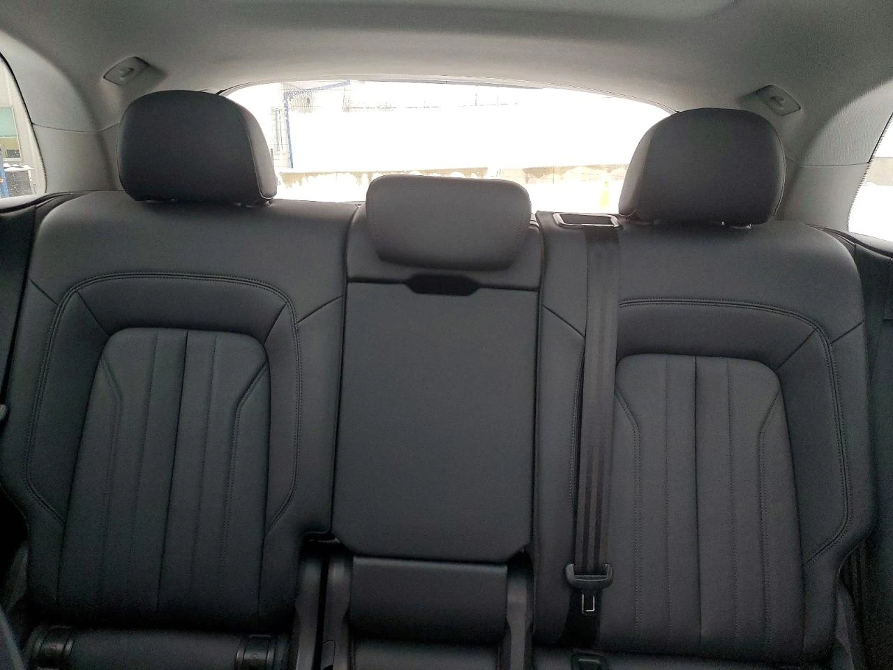 Audi Q5 2.0l Premium Plus, снимка 10 - Автомобили и джипове - 53939025