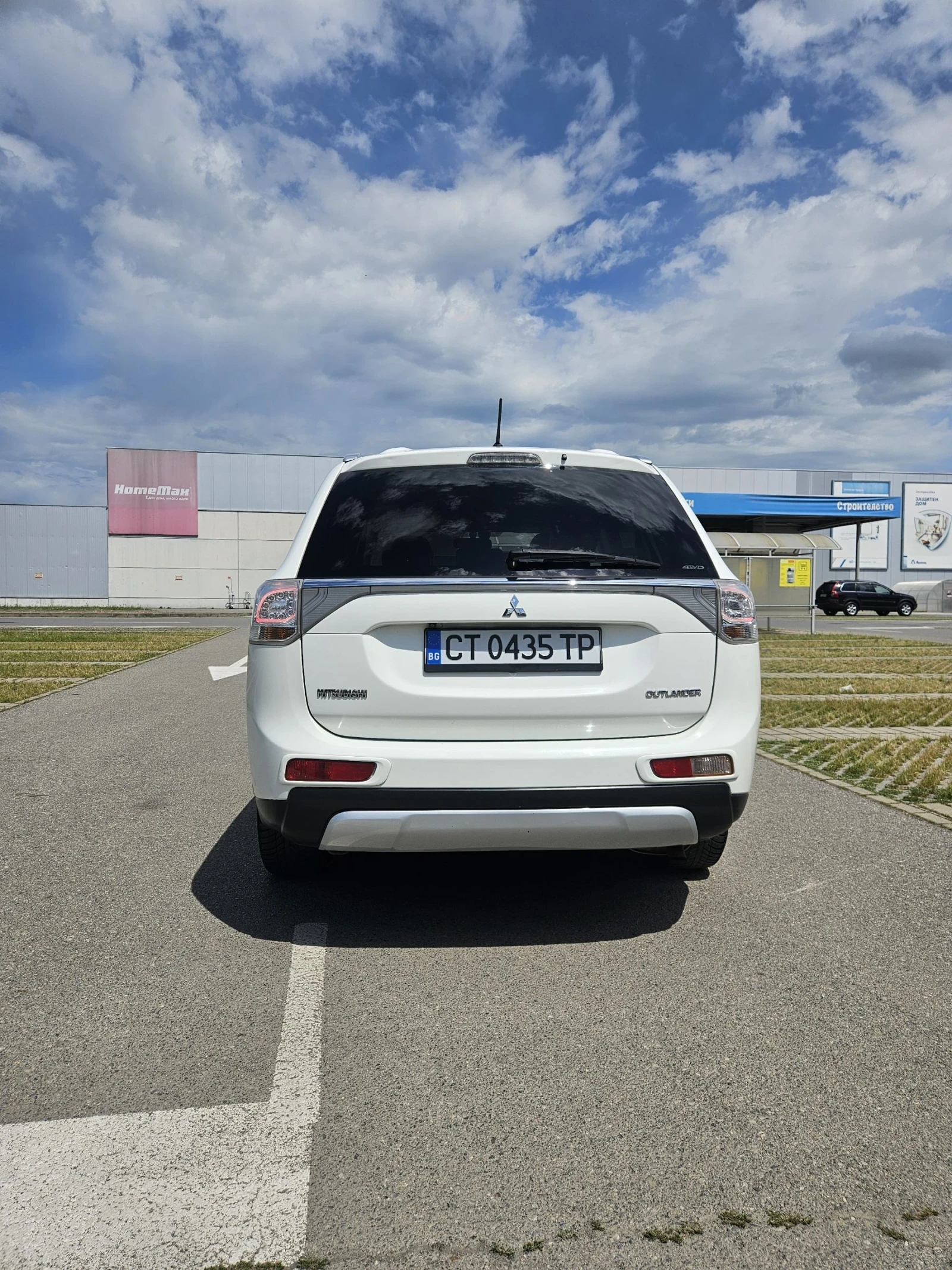 Mitsubishi Outlander 2.2 DI-D 4WD  РЕГИСТРИРАН, снимка 6 - Автомобили и джипове - 54576089