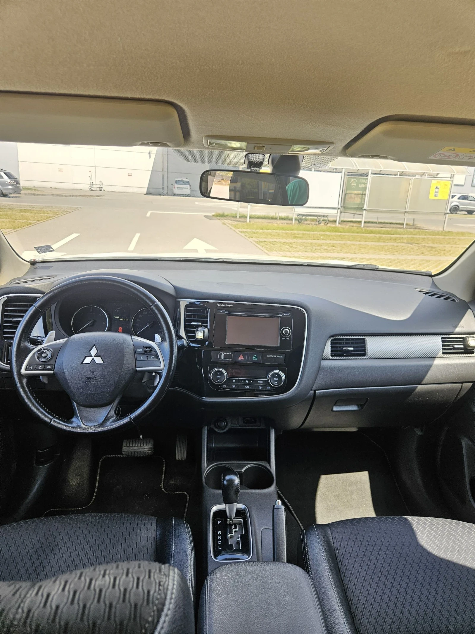 Mitsubishi Outlander 2.2 DI-D 4WD  РЕГИСТРИРАН, снимка 11 - Автомобили и джипове - 54576089