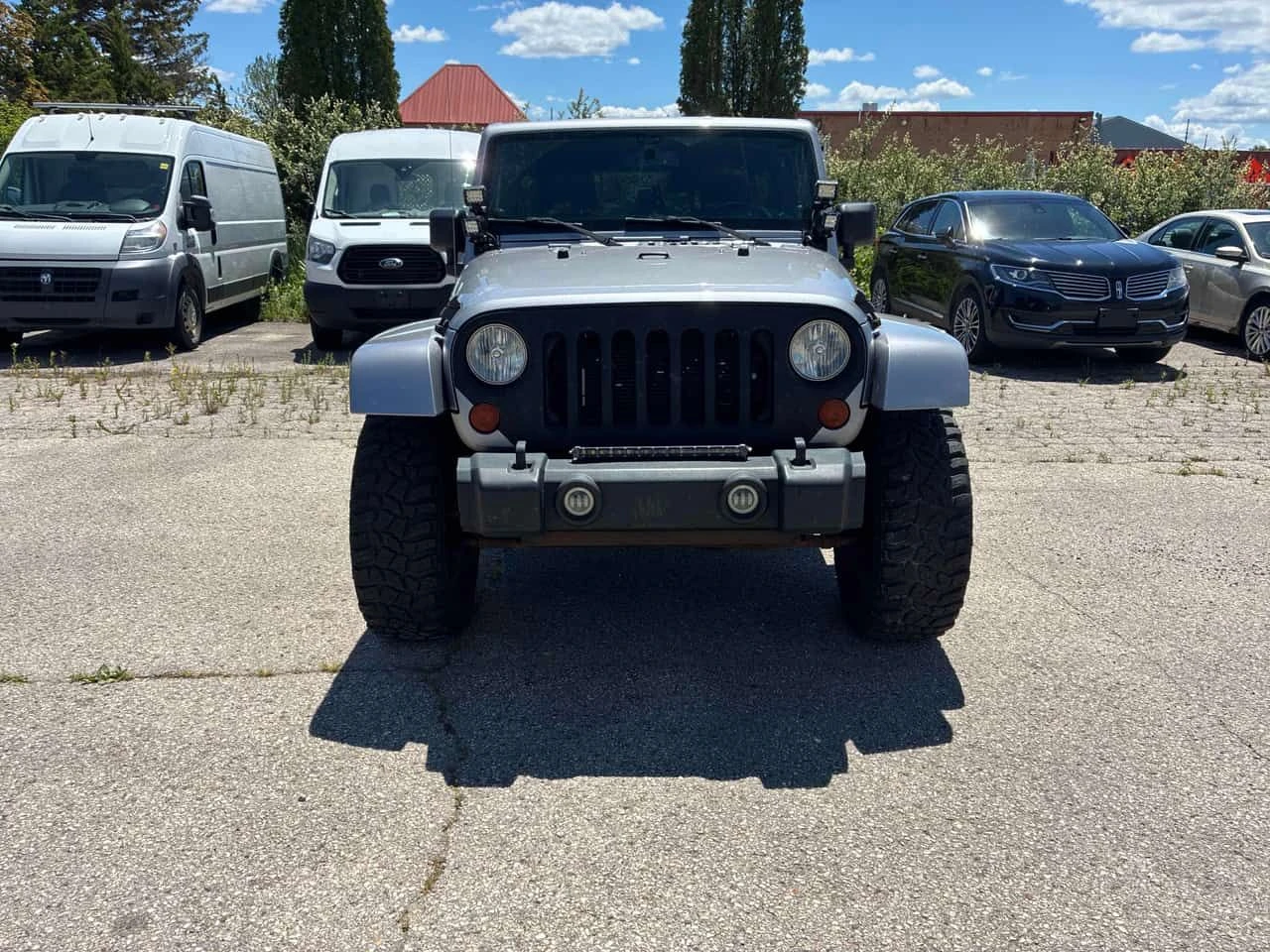 Jeep Wrangler * Sahara* АВТОКРЕДИТ БЕЗ ПЪРВОНАЧАЛНА ВНОСКА* , снимка 6 - Автомобили и джипове - 55027031