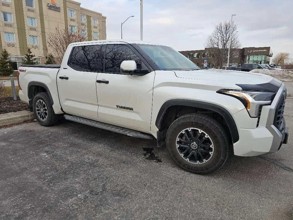 Toyota Tundra * Limited * CARFAX * БЕЗ ПЪРВОНАЧАЛНА ВНОСКА, снимка 3 - Автомобили и джипове - 55555258