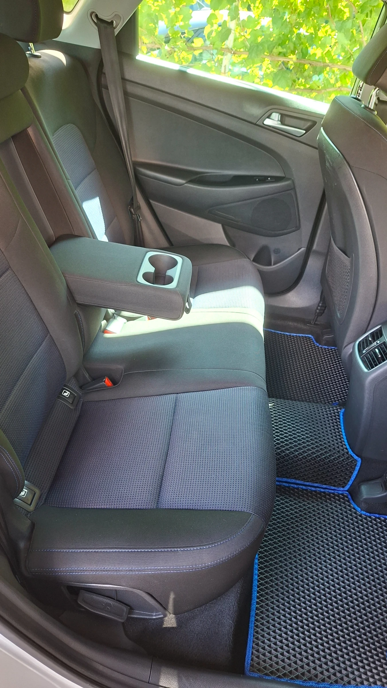 Hyundai Tucson 2.0 CRDI 4WD automatic, panorama, снимка 10 - Автомобили и джипове - 55852954