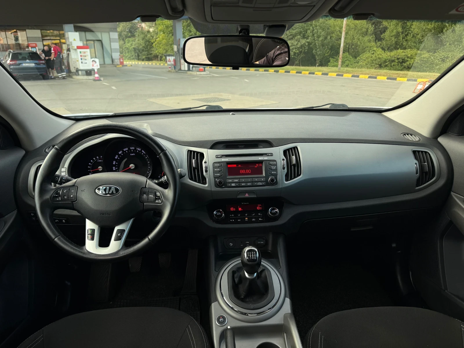 Kia Sportage 1.6i Газ/Климатроник/EURO 6, снимка 13 - Автомобили и джипове - 56066817