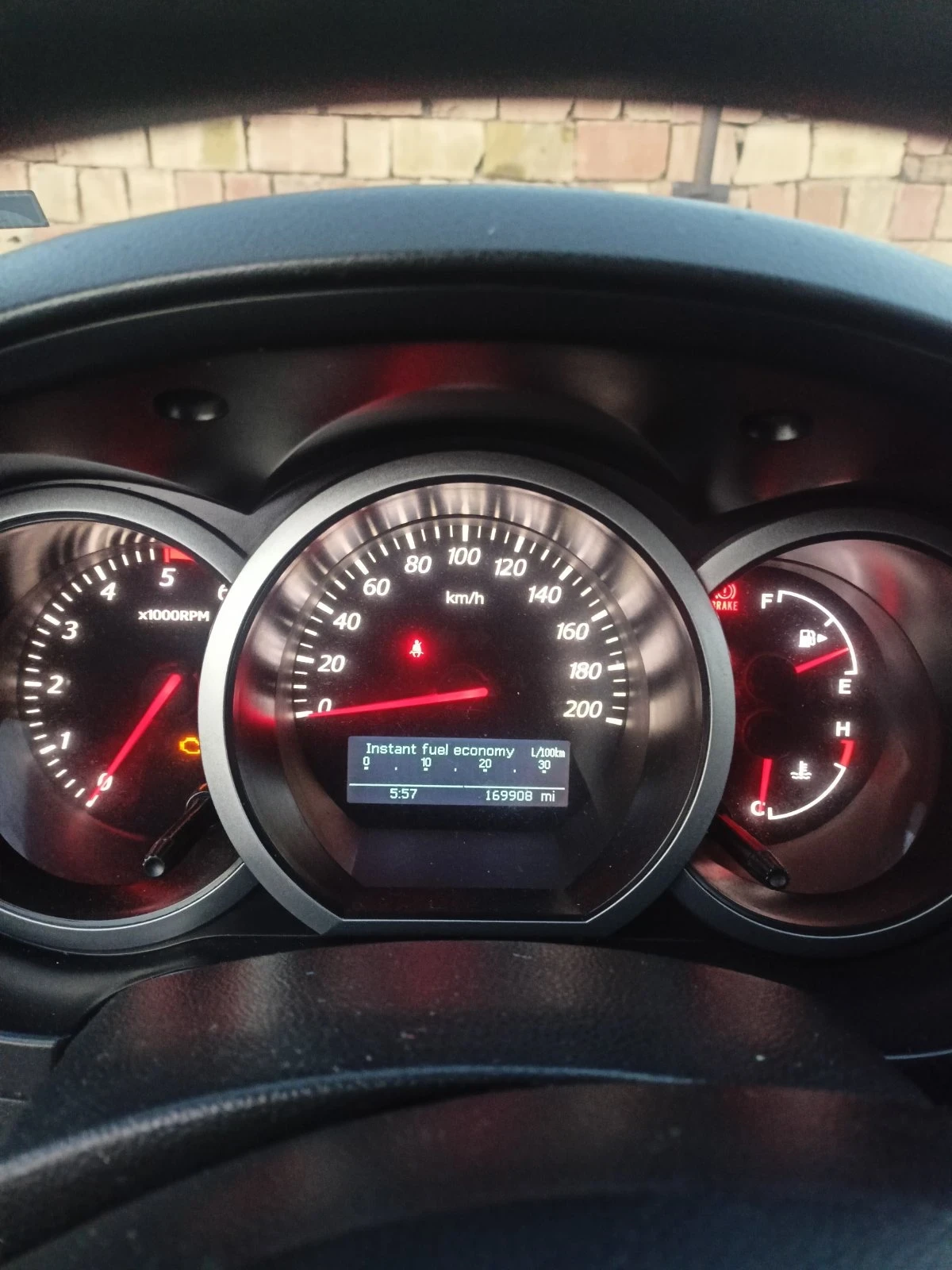 Suzuki Vitara, снимка 4 - Автомобили и джипове - 56171451