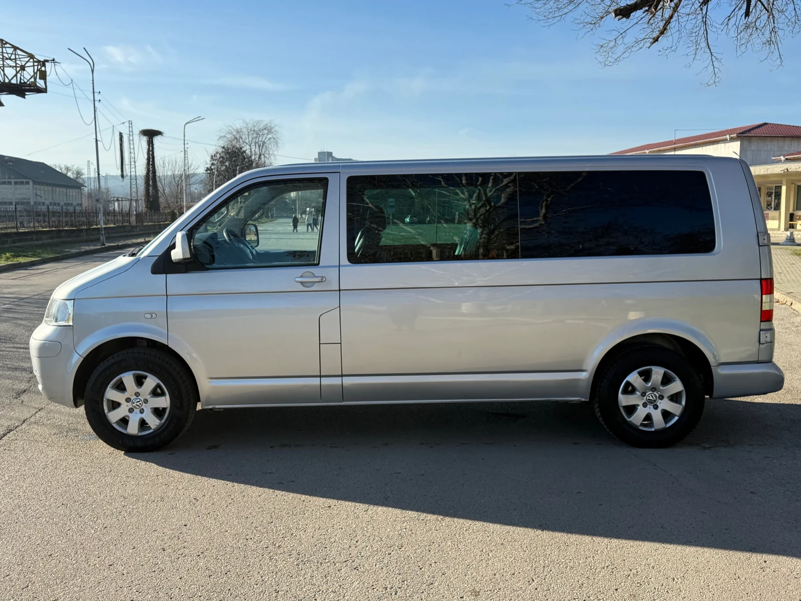 VW T5 2.5TDI АВТОМАТИК! - изображение 7