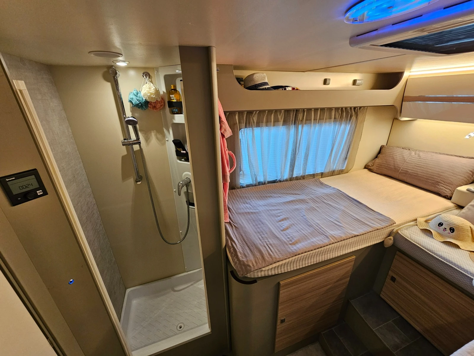  Ahorn RENAULT MASTER CANADA AE 2022 NEW | Mobile.bg   12