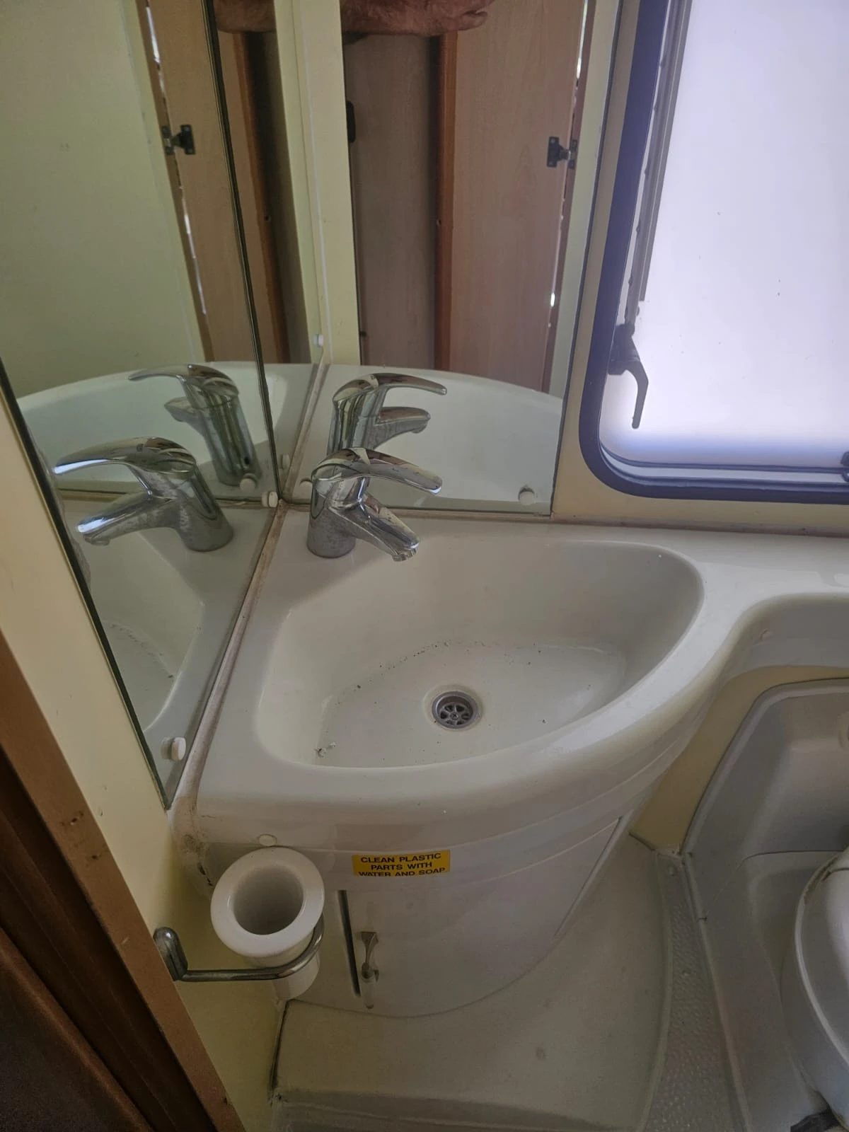  Sea | Mobile.bg   14