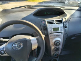 Toyota Yaris 1.3 VVT-i , снимка 15