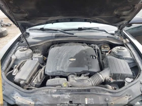 Chevrolet Camaro 3.6L V-6 DI, DOHC, VVT, 323HP Rear Wheel Drive, снимка 10