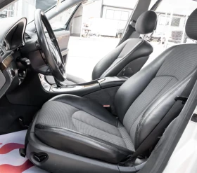 Mercedes-Benz E 220 Avangarde avtomat, снимка 9