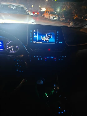 Toyota CH-R+, снимка 12