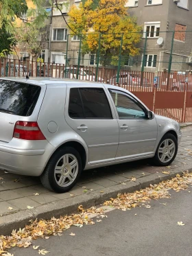 VW Golf По колата всичко е сменено и няма належащи ремонти, снимка 5