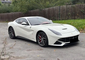 ������ Ferrari F12berlinett...