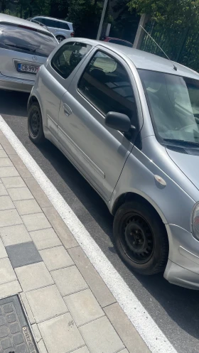 Toyota Yaris - 2700 € / 5280.74 лв. - 55456020 2