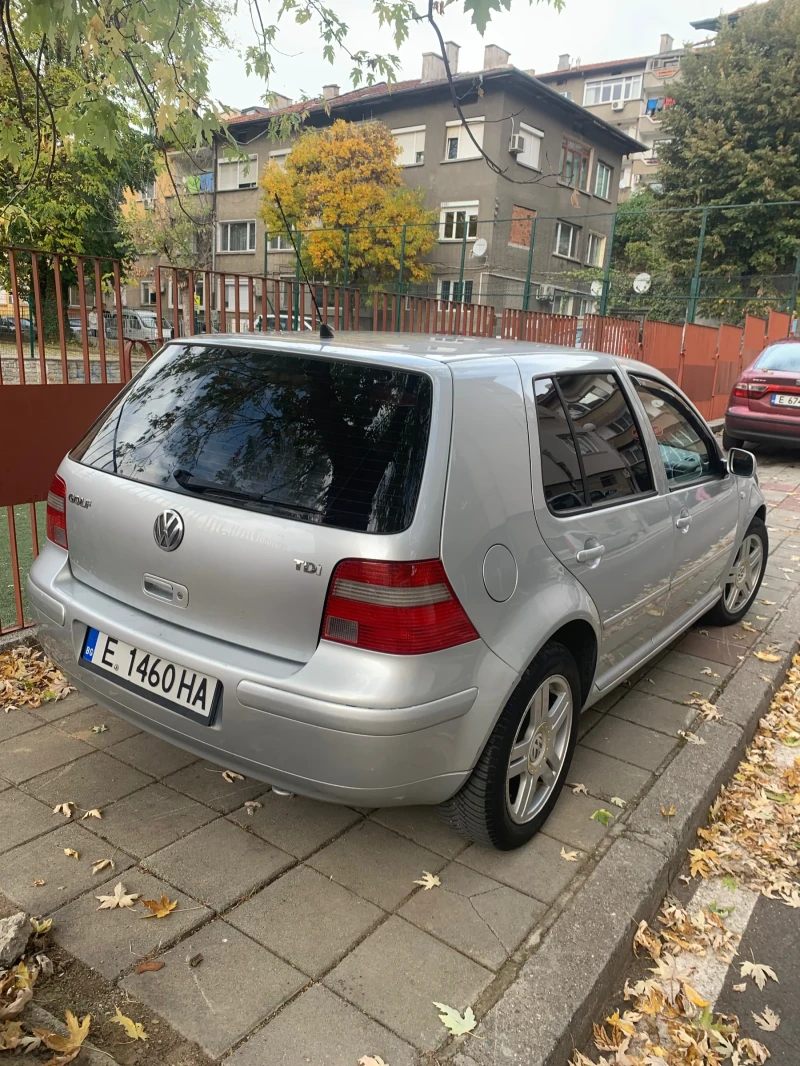 VW Golf По колата всичко е сменено и няма належащи ремонти, снимка 6 - Автомобили и джипове - 47487680