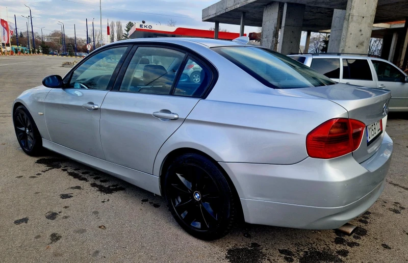 BMW 118 2.0i, снимка 4 - Автомобили и джипове - 48948053