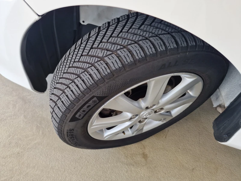 Toyota Yaris 1.5 75kc HYBRID AUTOMAT CAMERA 60000km, снимка 16 - Автомобили и джипове - 50287891