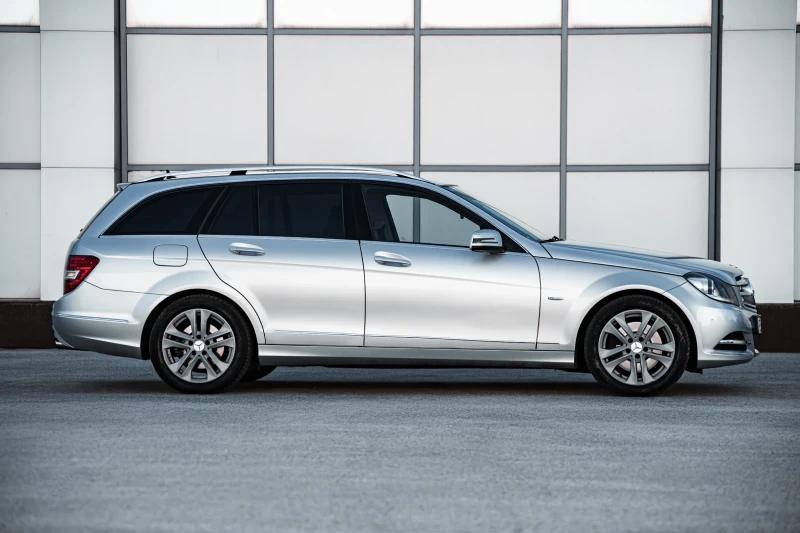 Mercedes-Benz C 350 CDI/AVANGARD/7G+ TRONIC/265кс/BI XCENON/PODGR/FACE, снимка 7 - Автомобили и джипове - 52627877