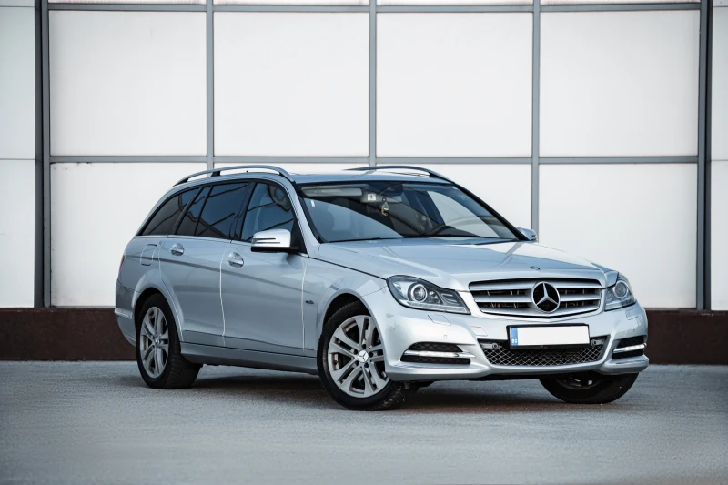 Mercedes-Benz C 350 CDI/AVANGARD/7G+ TRONIC/265кс/BI XCENON/PODGR/FACE, снимка 3 - Автомобили и джипове - 52627877