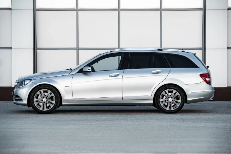 Mercedes-Benz C 350 CDI/AVANGARD/7G+ TRONIC/265кс/BI XCENON/PODGR/FACE, снимка 8 - Автомобили и джипове - 52627877