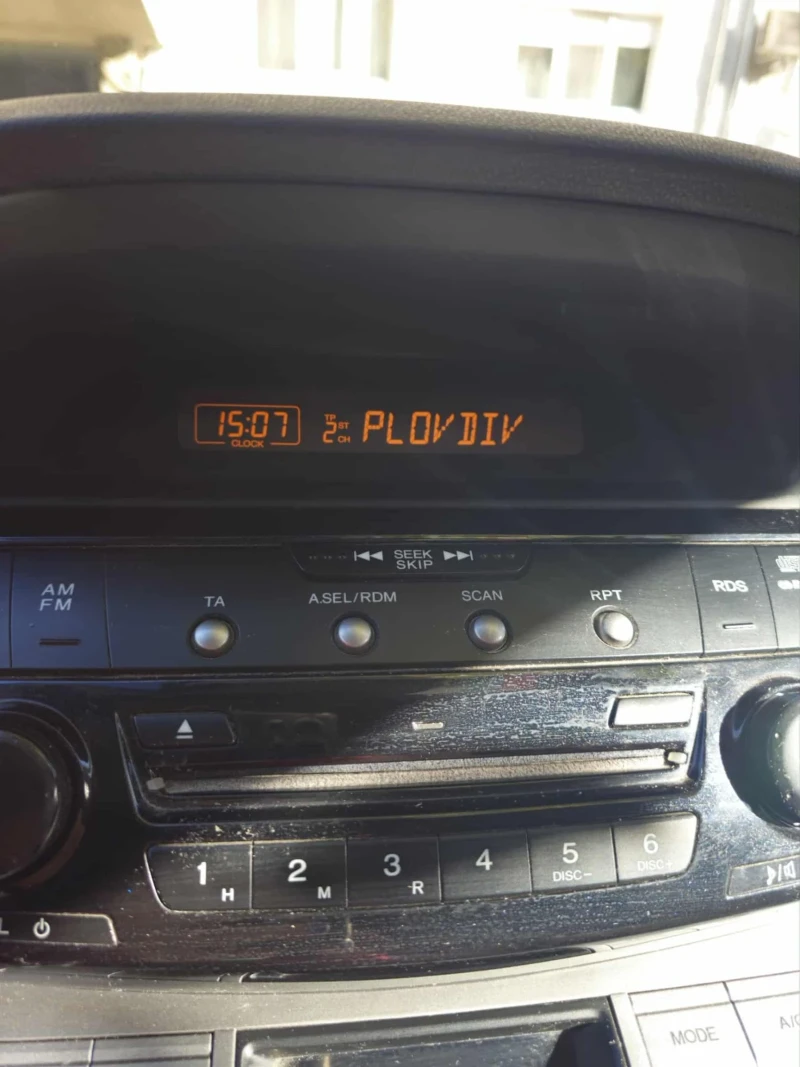 Honda Fr-v, снимка 6 - Автомобили и джипове - 52243688