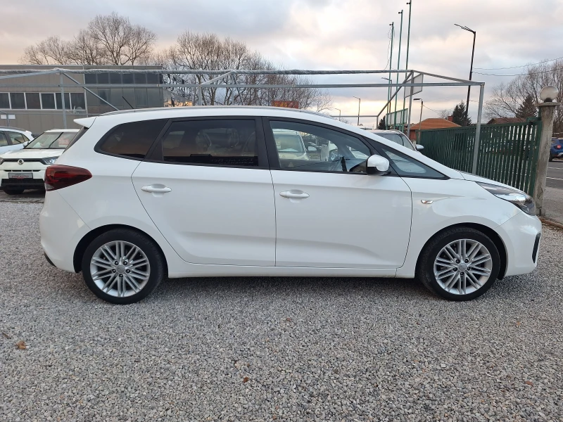 Kia Carens 1.7crdi 116ks Face 7 Mestna Full!, снимка 2 - Автомобили и джипове - 52921076