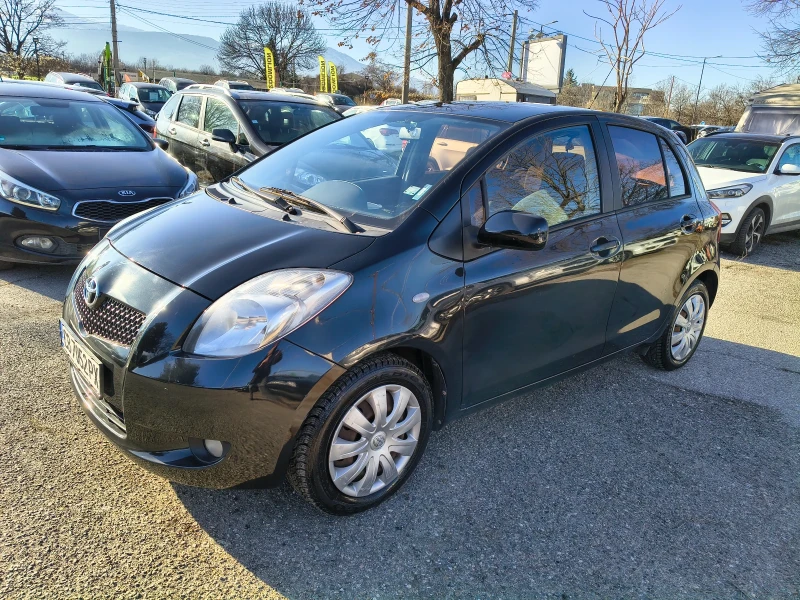 Toyota Yaris 1.3 VVT-i , снимка 3 - Автомобили и джипове - 52938809