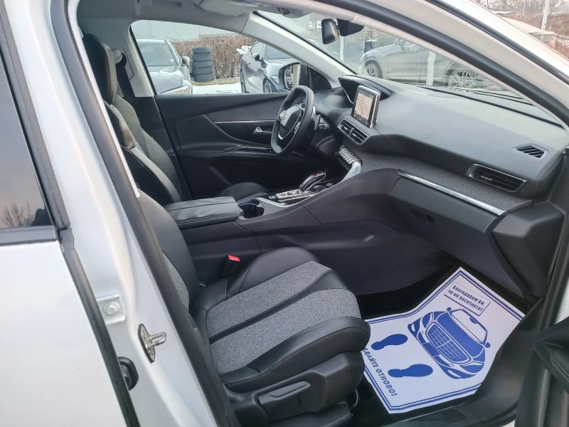 Peugeot 3008 1.6i-165кс-ШВЕЙЦАРИЯ-АВТОМАТ-KEYLESS-NAVI, снимка 12 - Автомобили и джипове - 53193349