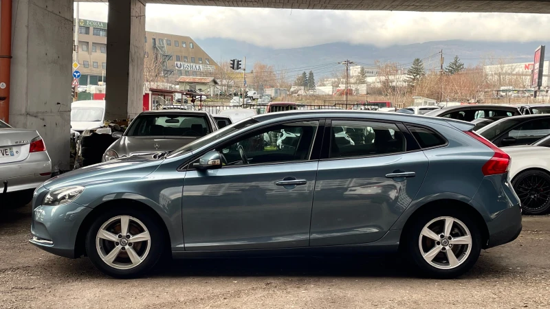 Volvo V40 D2 ПЕРФЕКТНО, снимка 8 - Автомобили и джипове - 53280161