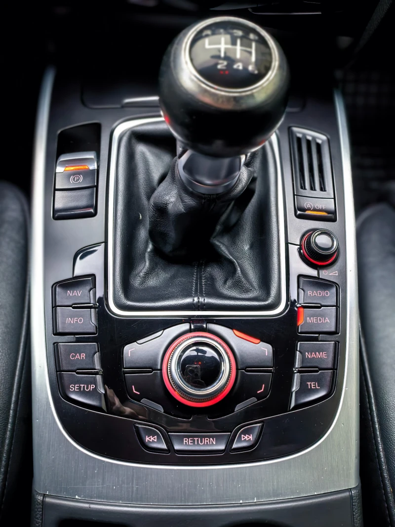 Audi A4 * 2.0TDI 170к.с.* * S-LINE* * 5А* * QUATTRO* , снимка 10 - Автомобили и джипове - 53295750