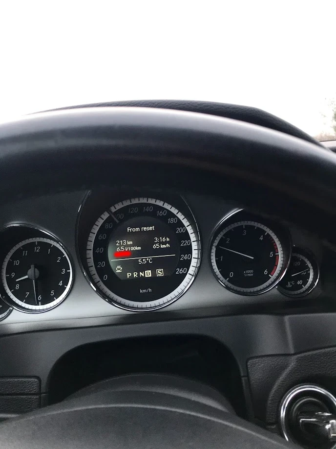 Mercedes-Benz E 350 CDI BlueEFFICIENCY, снимка 11 - Автомобили и джипове - 55435902