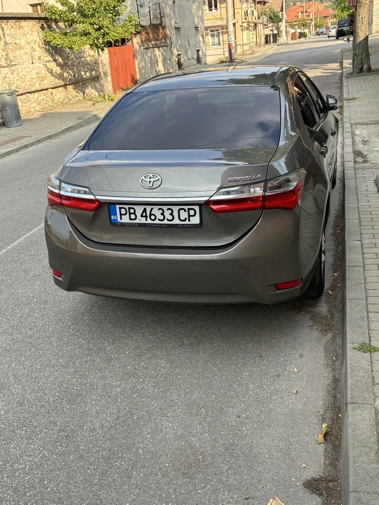 Toyota Corolla Executive, снимка 11 - Автомобили и джипове - 55739737