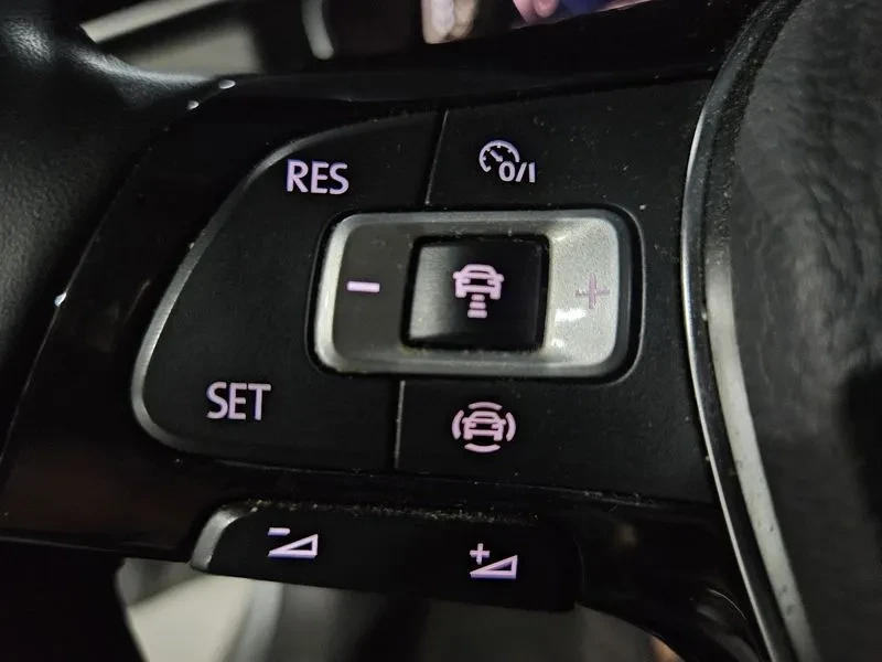 VW Arteon 2.0 Tdi Premium, снимка 12 - Автомобили и джипове - 56371774