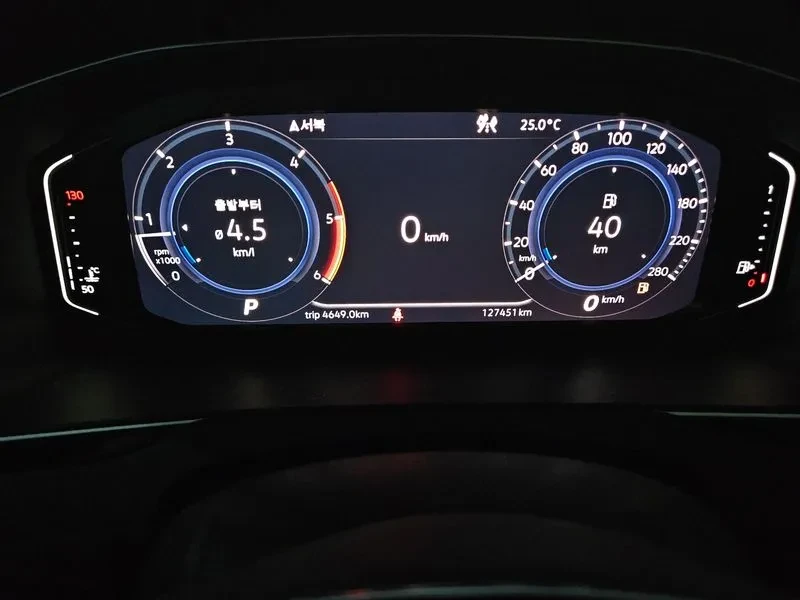VW Arteon 2.0 Tdi Premium, снимка 14 - Автомобили и джипове - 56371774