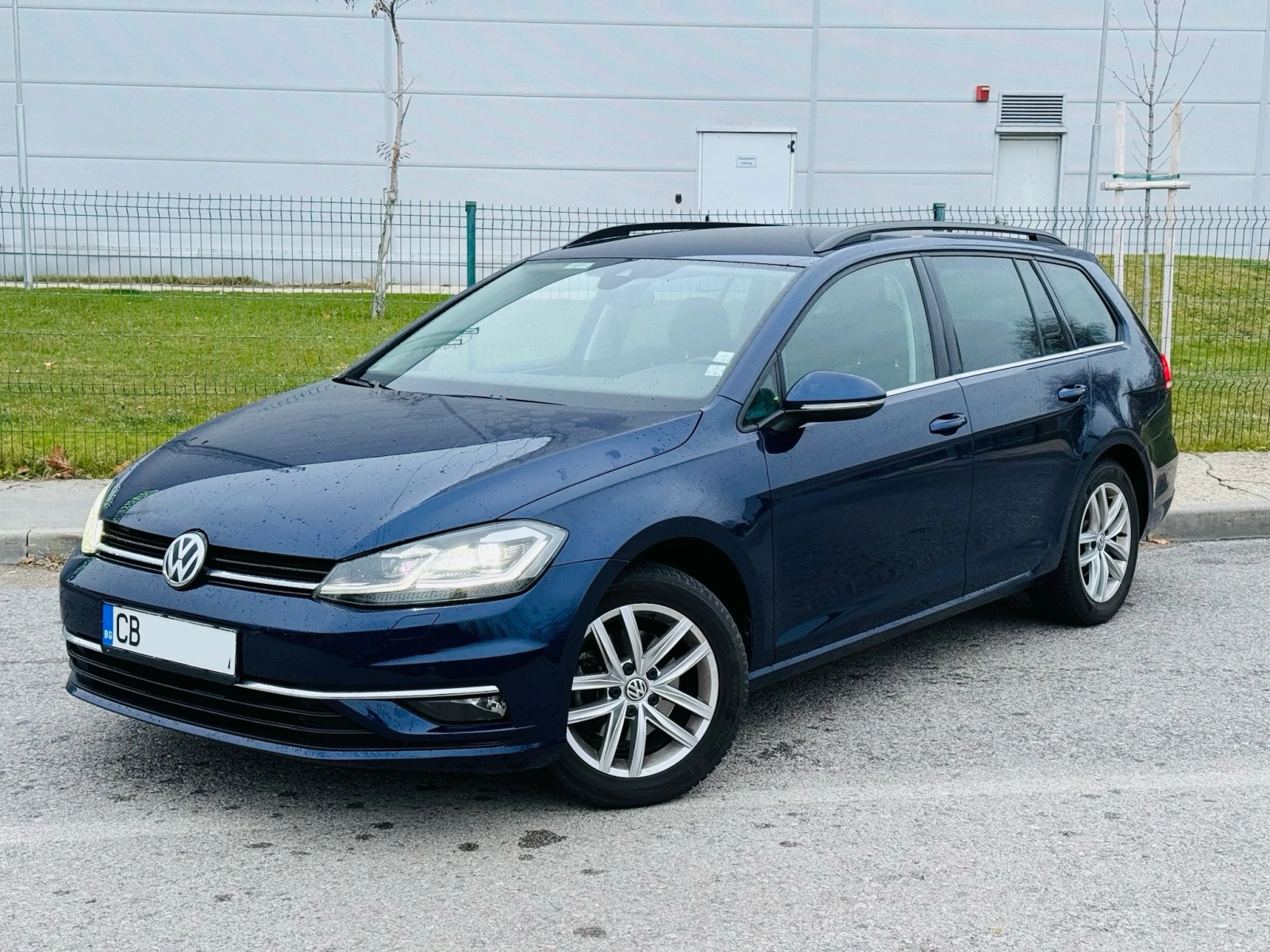 VW Golf Variant 1.5 TSI / DSG / Highline / Variant, снимка 1