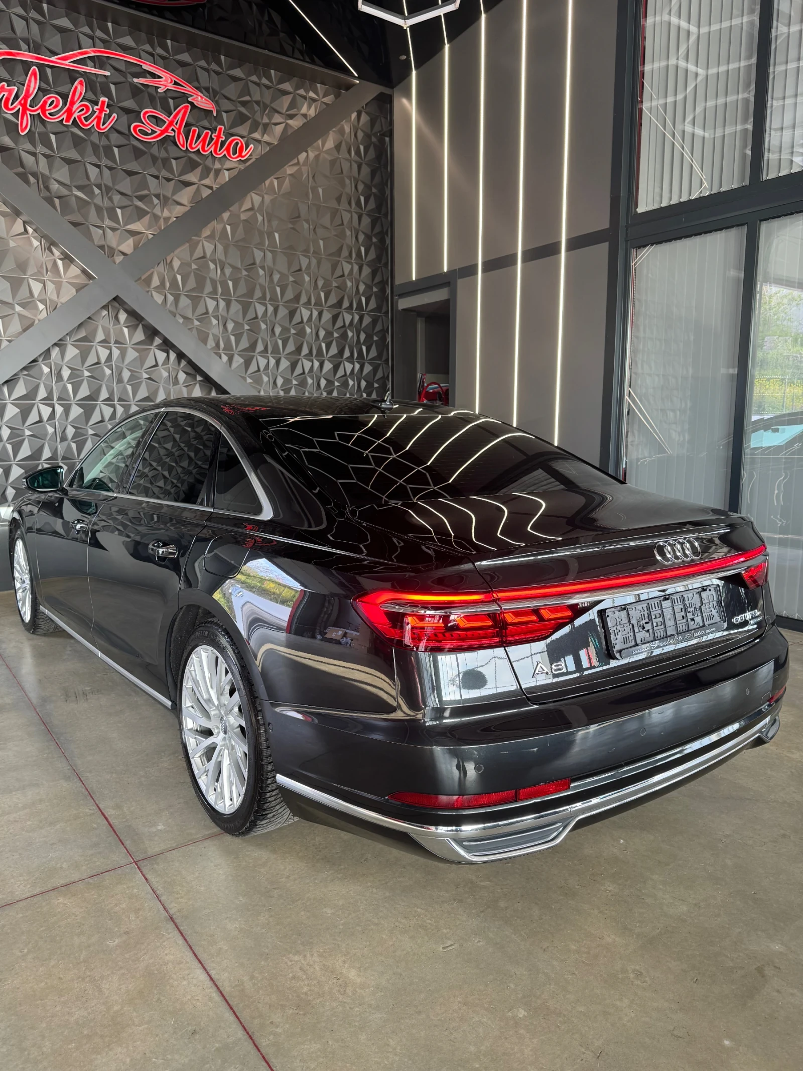 Audi A8 60 TFSI PLUG-IN HYBRID * QUATTRO * HEAD UP *  - изображение 3