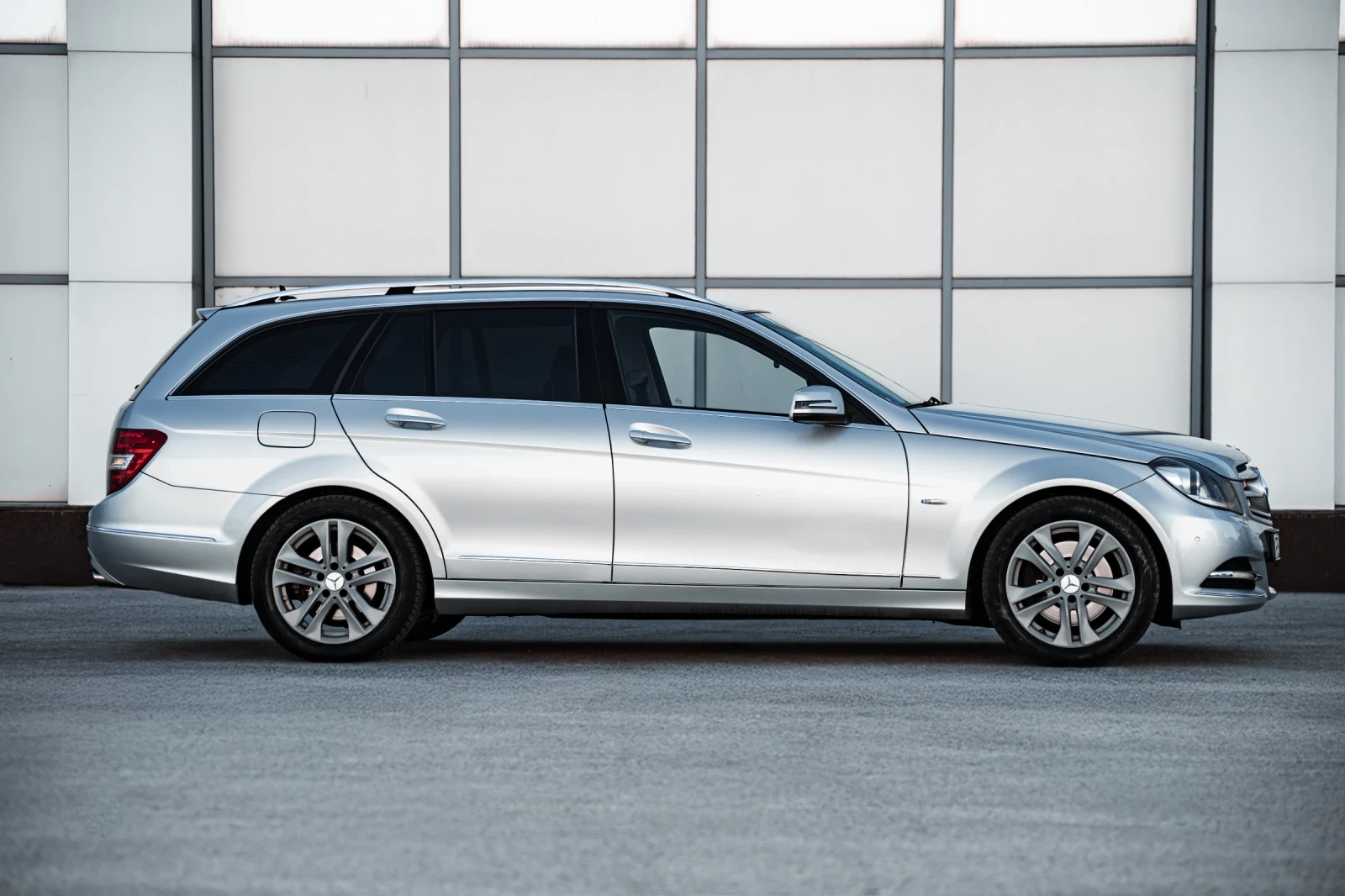Mercedes-Benz C 350 CDI // AVANGARD /FACE / BI XCENON/ 265 кс - изображение 7