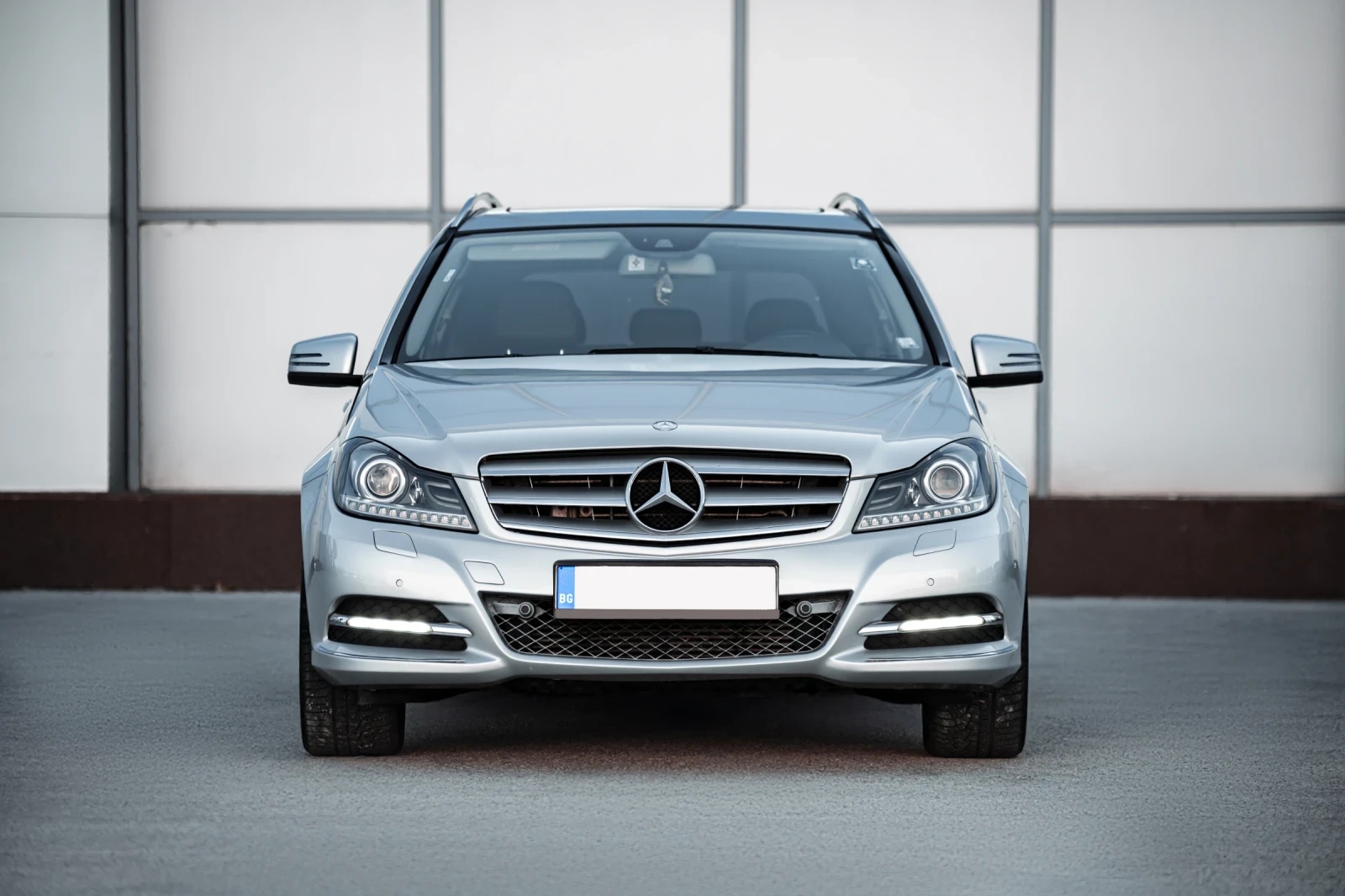 Mercedes-Benz C 350 CDI // AVANGARD /FACE / BI XCENON/ 265 кс - изображение 2