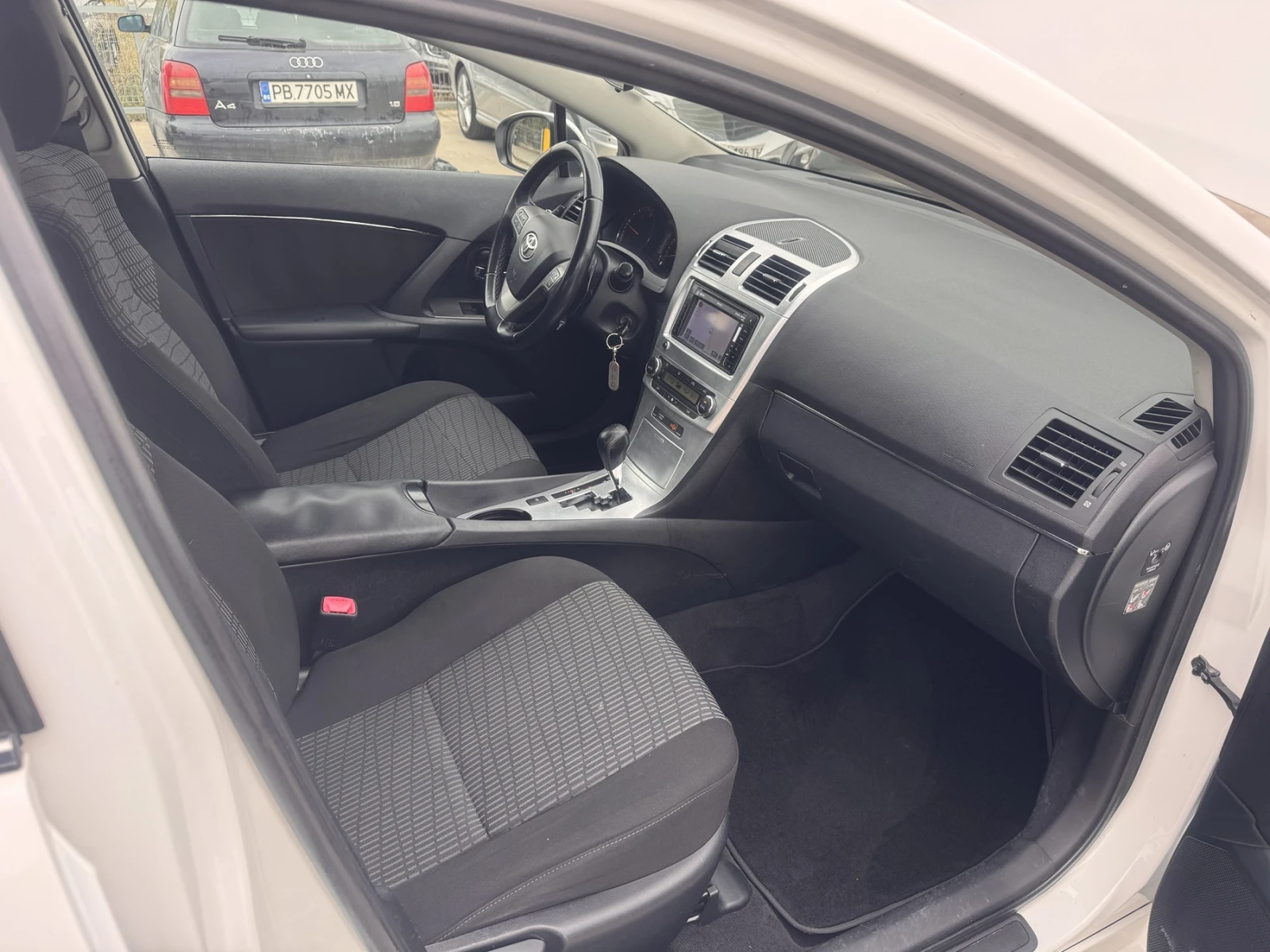 Toyota Avensis | Mobile.bg   17