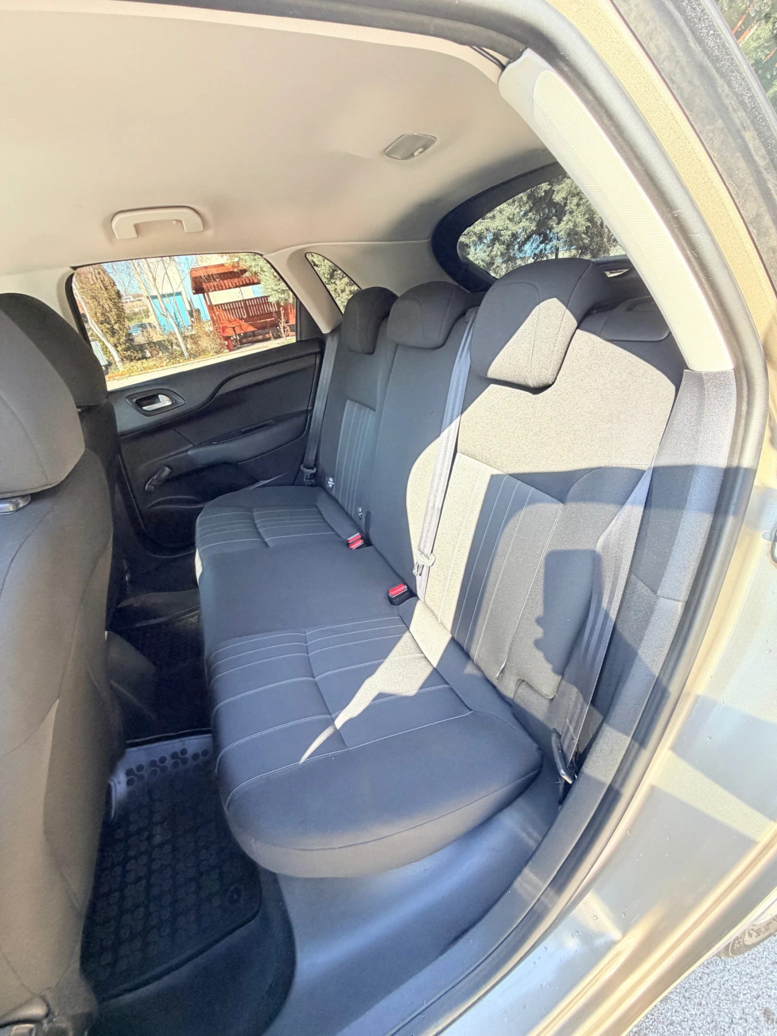 Citroen C4 1.6 HDi 112�� | Mobile.bg � ����������� 8