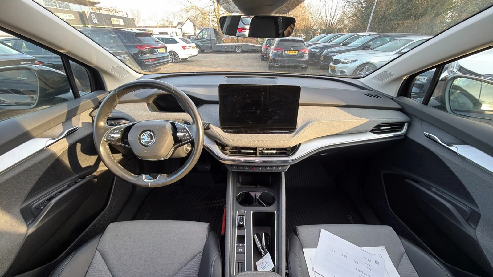 Skoda Enyaq 60, снимка 8 - Автомобили и джипове - 54111148