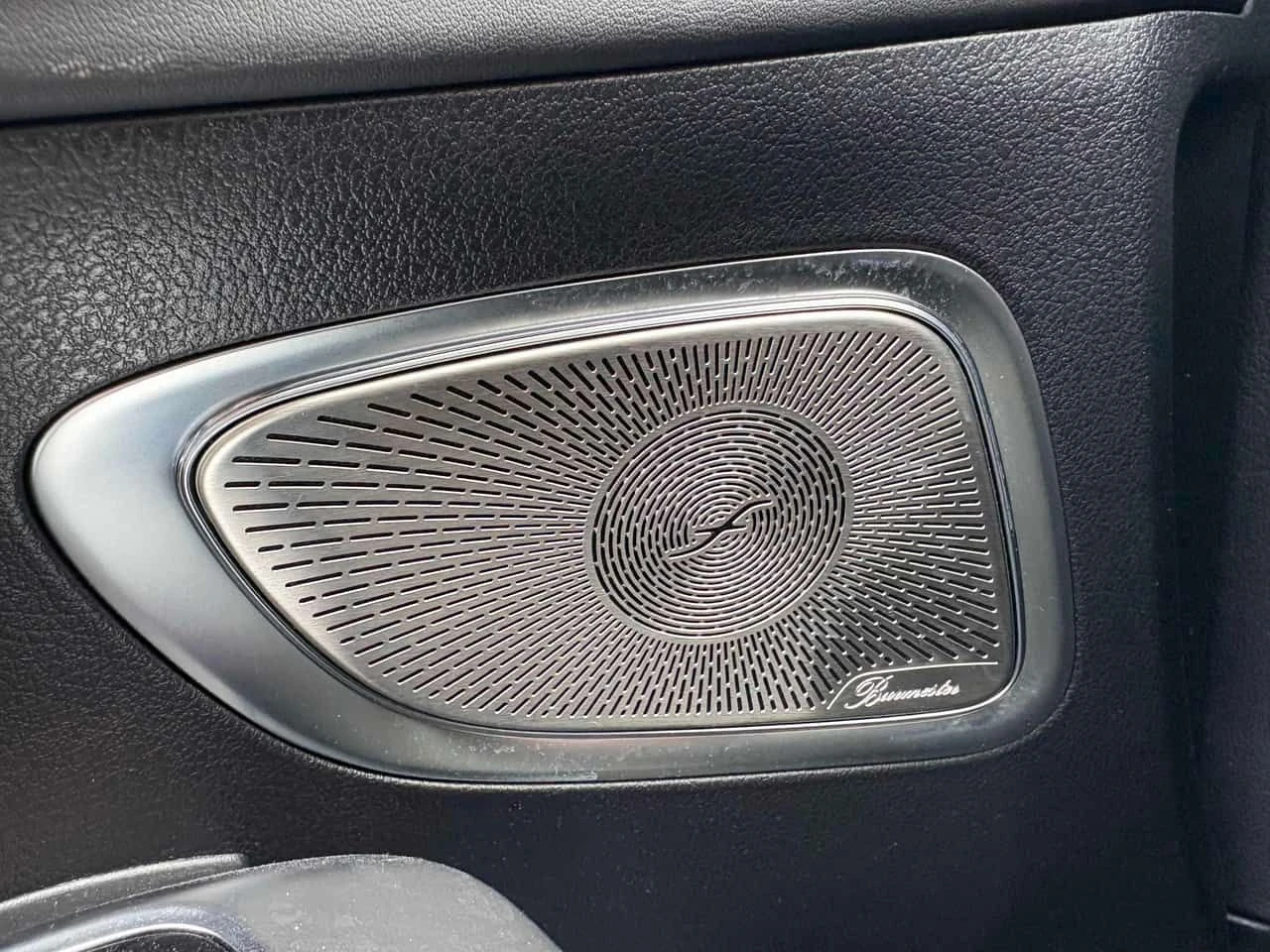 Mercedes-Benz C 43 AMG CARFAX, снимка 9 - Автомобили и джипове - 54190249