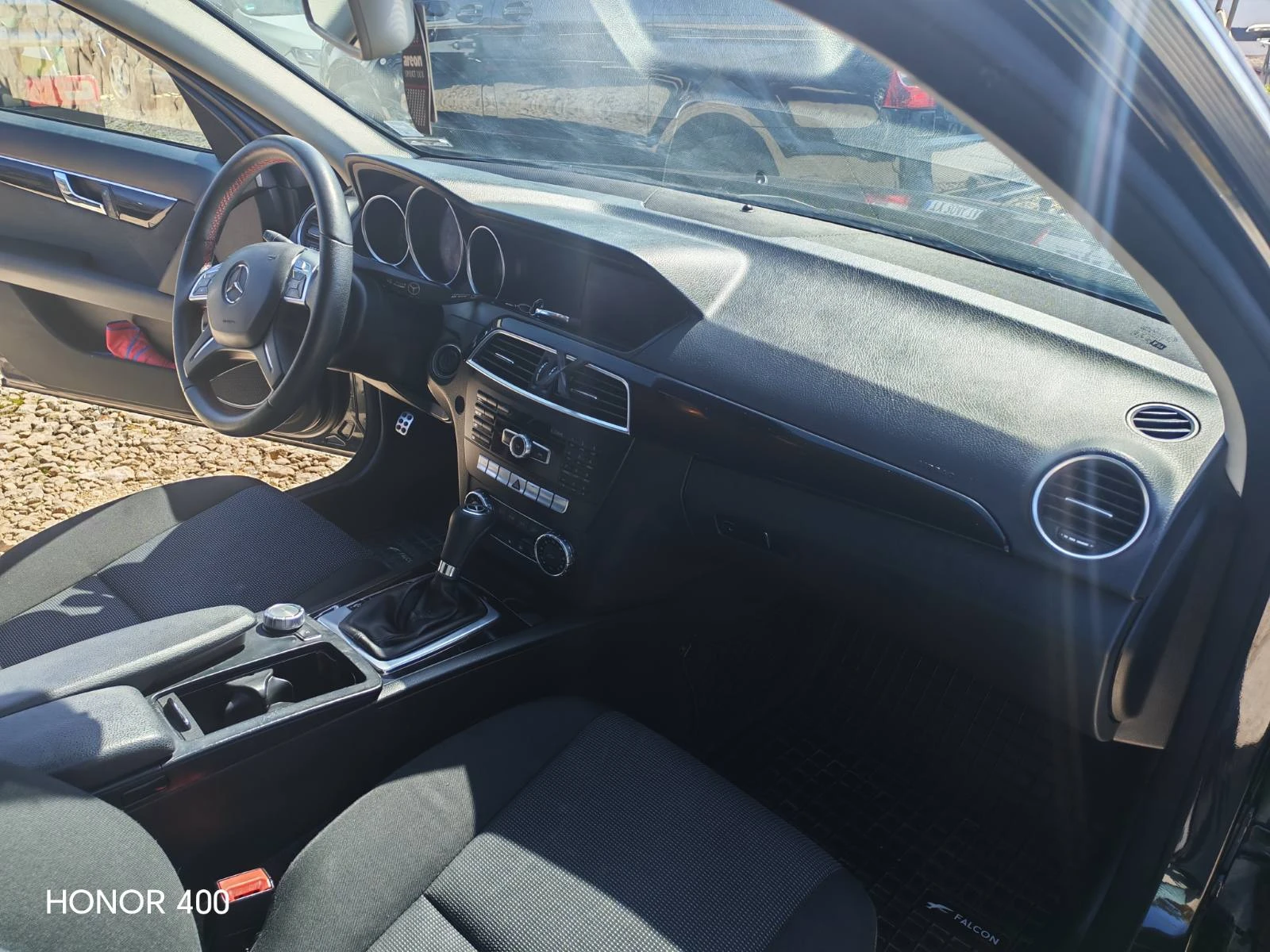 Mercedes-Benz C 200, снимка 5 - Автомобили и джипове - 54228353