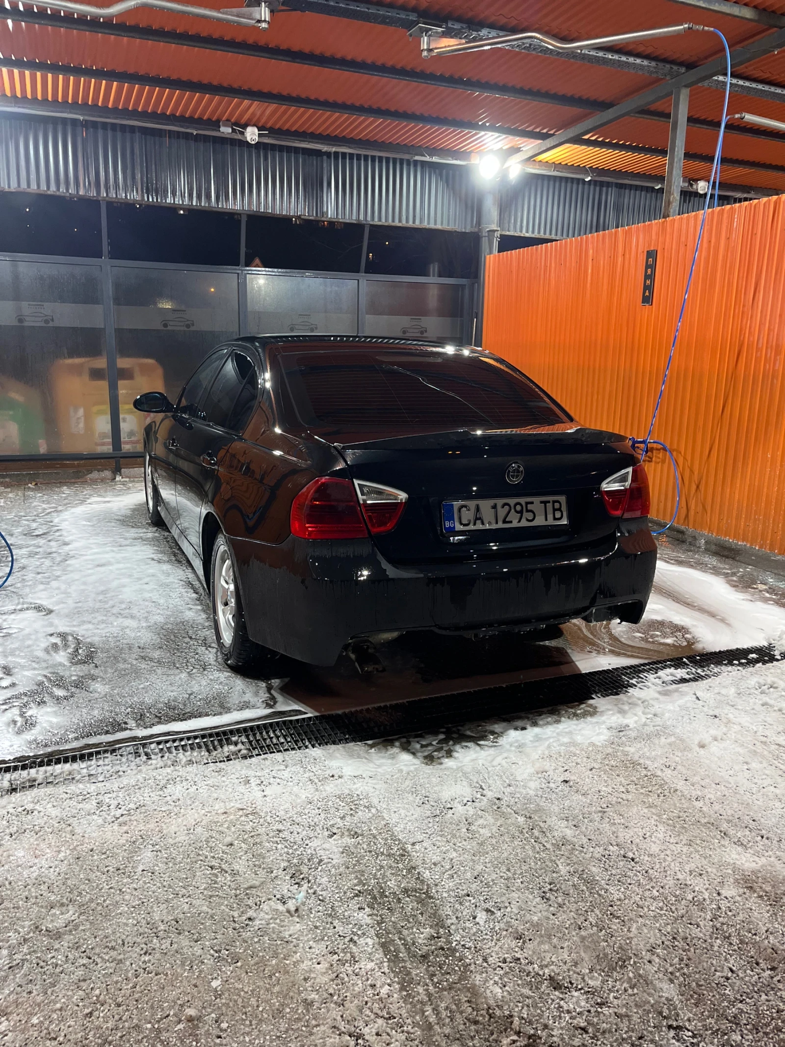 BMW 320, снимка 5 - Автомобили и джипове - 54241168